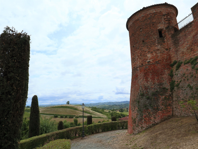 Castelnuovo Calcea | Castelli Aperti: visite all'Area del Castello